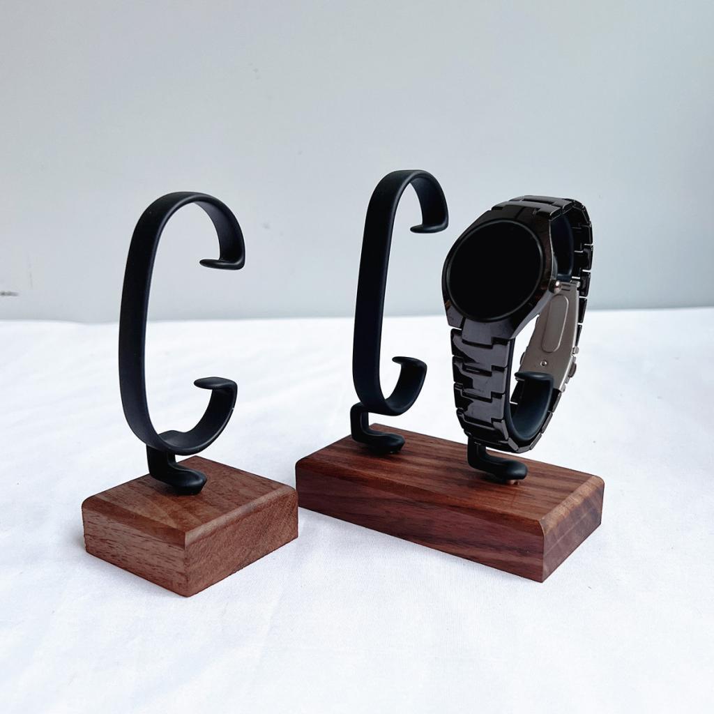 Декоративная подставка для час – обзор и цена Jewelry And Watches Inc